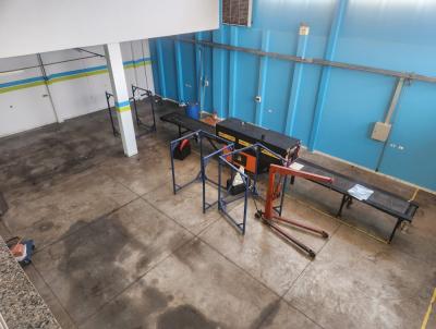 Galp�o para Loca��o, em Maring�, bairro Jardim Colina Verde, 3 banheiros, 4 vagas
